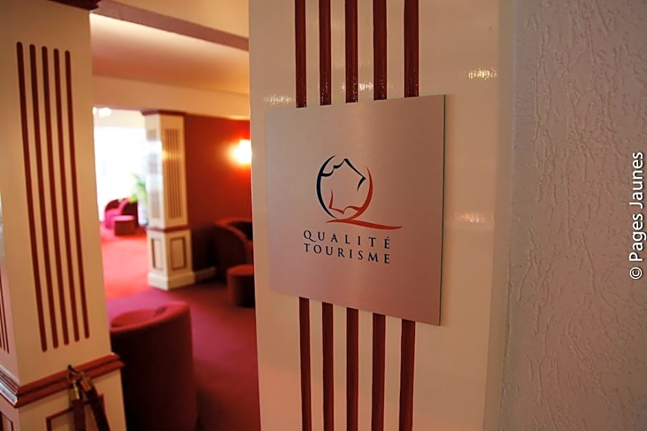 Hotel The Originals Bernay Acropole