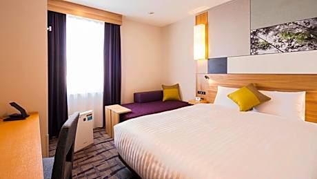 Double Room (2 Adults) - Smoking