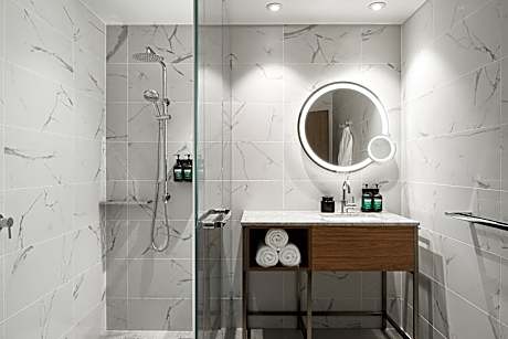 2 Queen Beds Premium