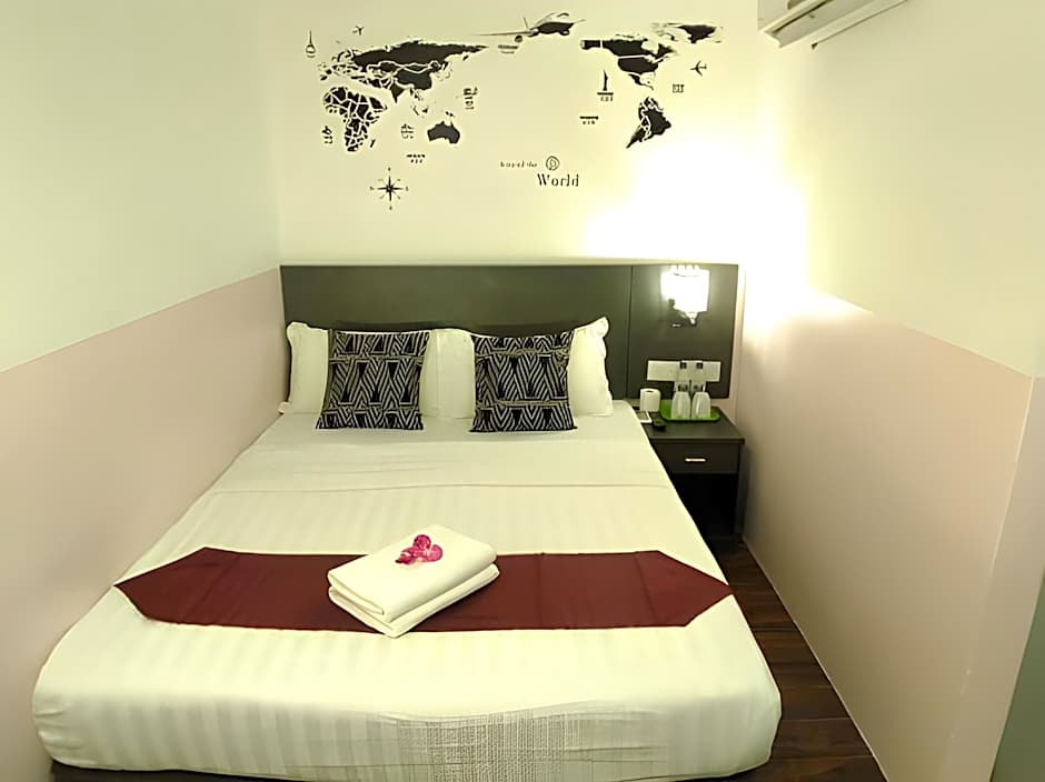 Apple 1 Hotel Queensbay