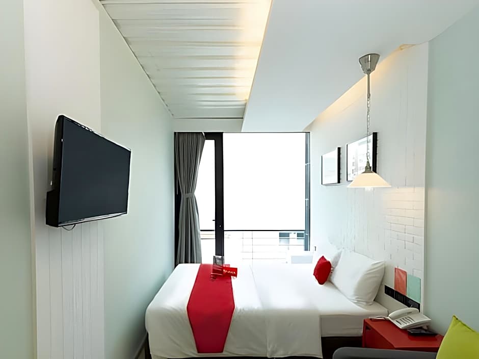 Sleepbox Sukhumvit 22