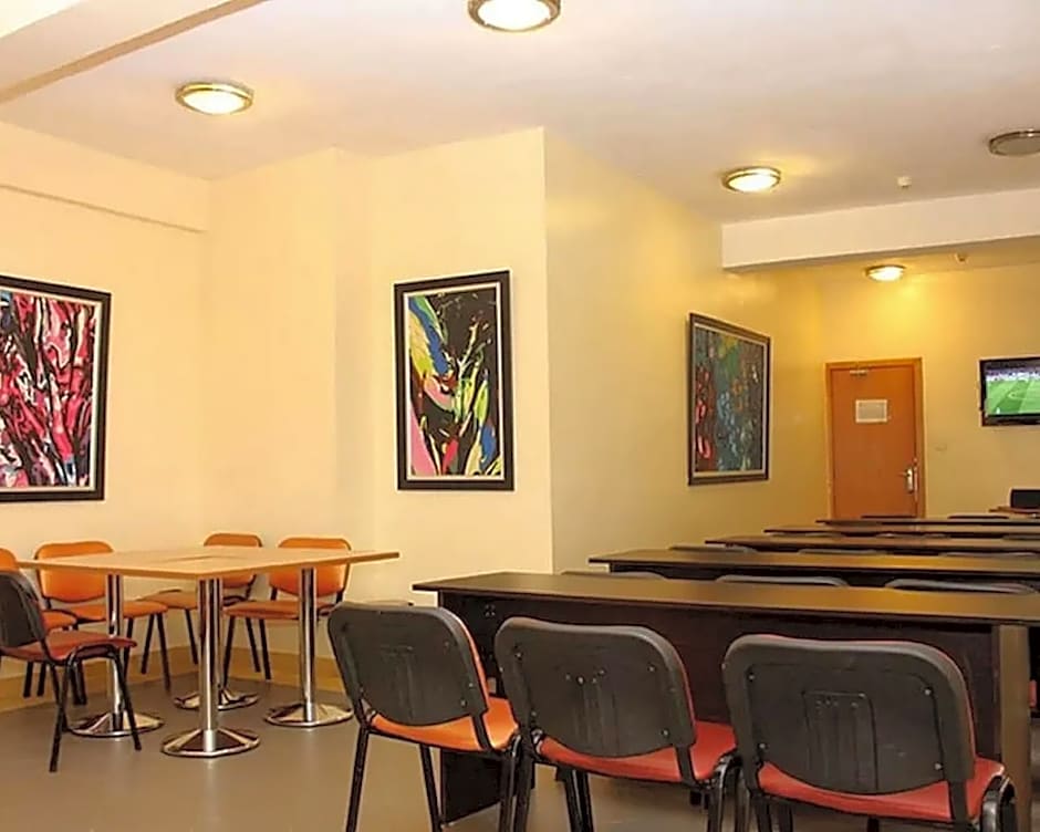 Travel House Budget Hotel Ibadan – Ibadan, DC