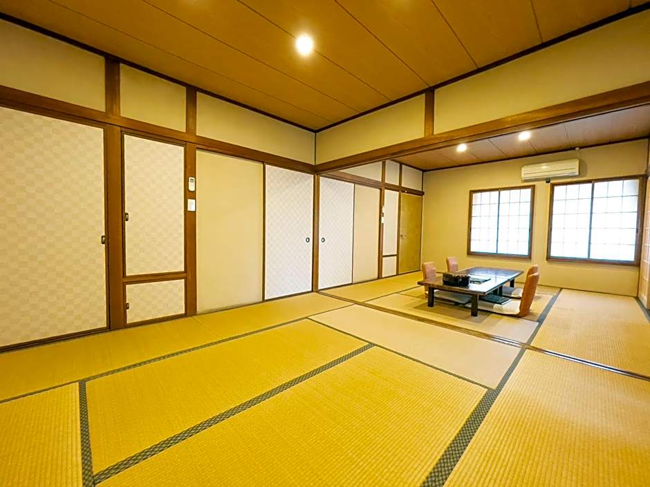 Photo 1 of 4 of Family Japanese Style