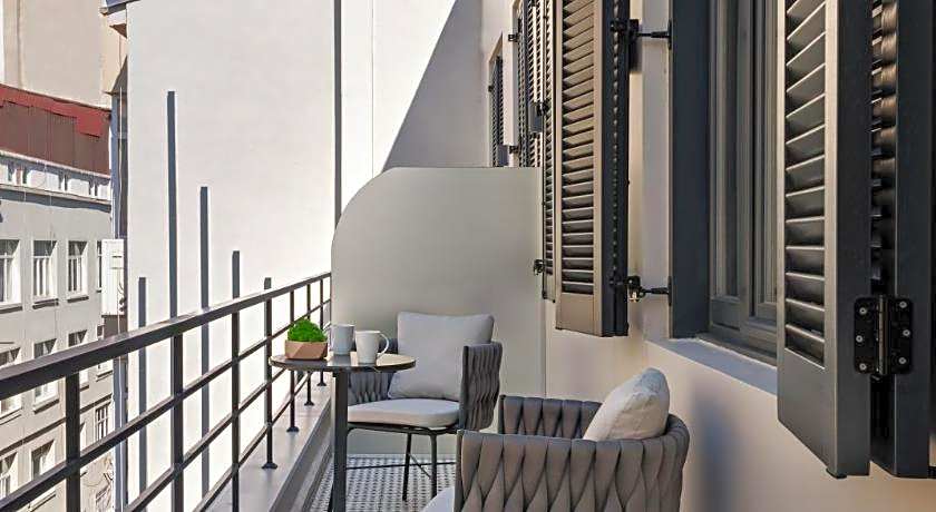 Gleam Collection Hotel