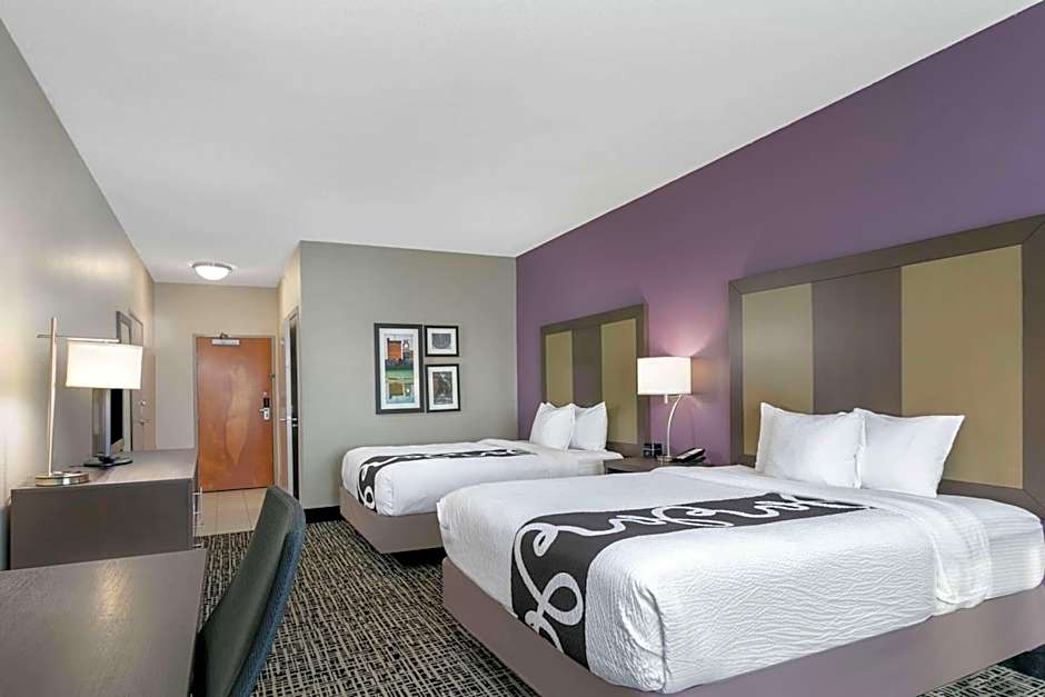 La Quinta Inn & Suites by Wyndham Hopkinsville
