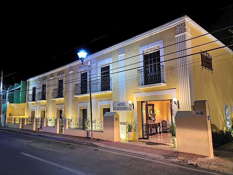 Hotel Fundadores