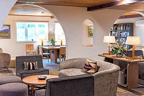 Sun Lodge, an Ascend Collection Hotel