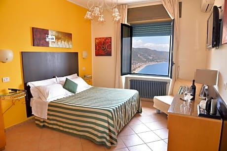 Standard Double Room with Sea View