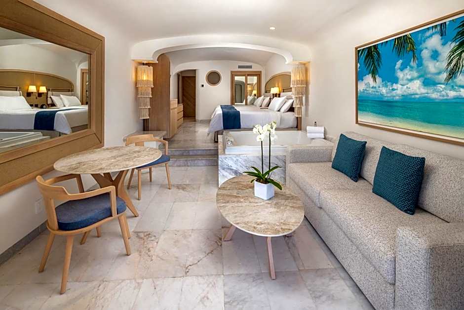 Photo 1 of 6 of Superior Suite, Ocean View