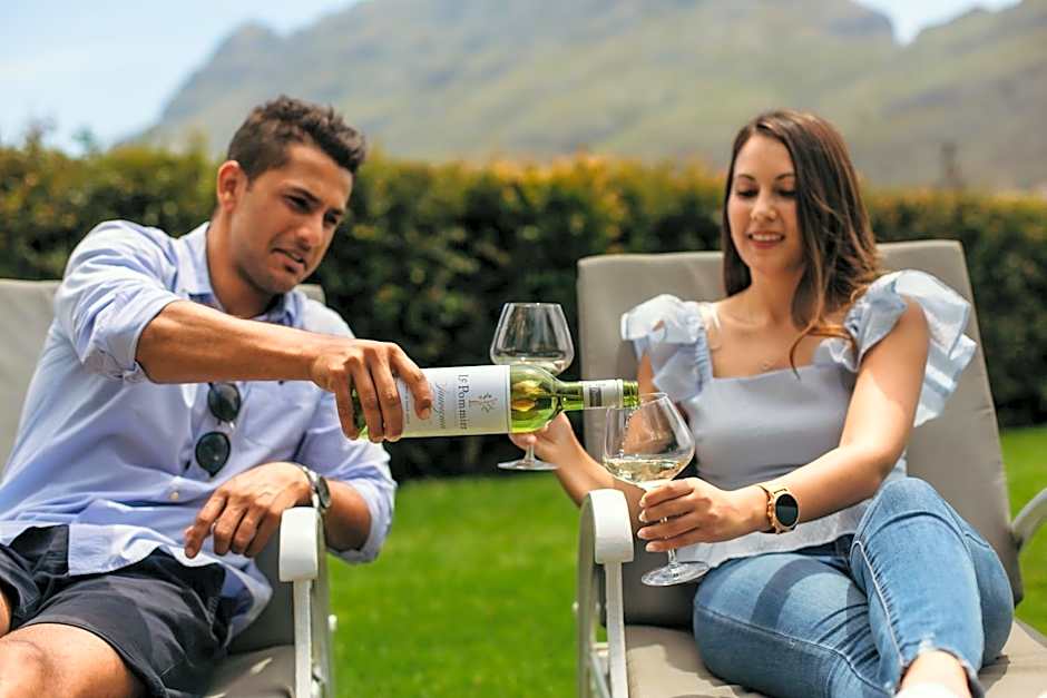 Le Pommier Wine Estate
