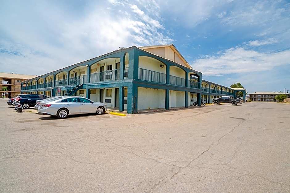 OYO Hotel Midland