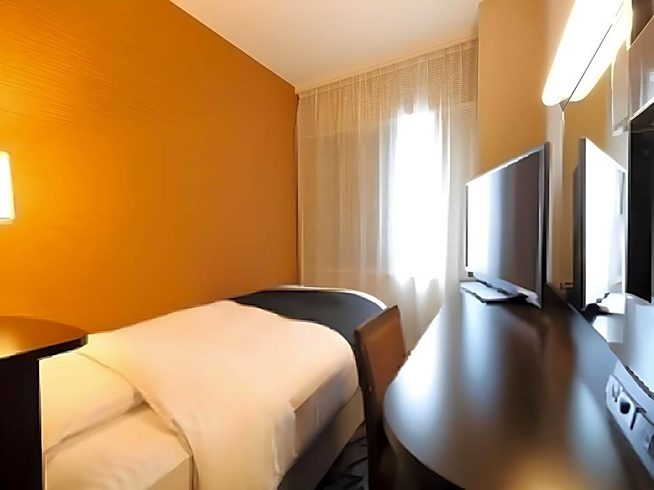 Apa Hotel Takaoka-Marunouchi