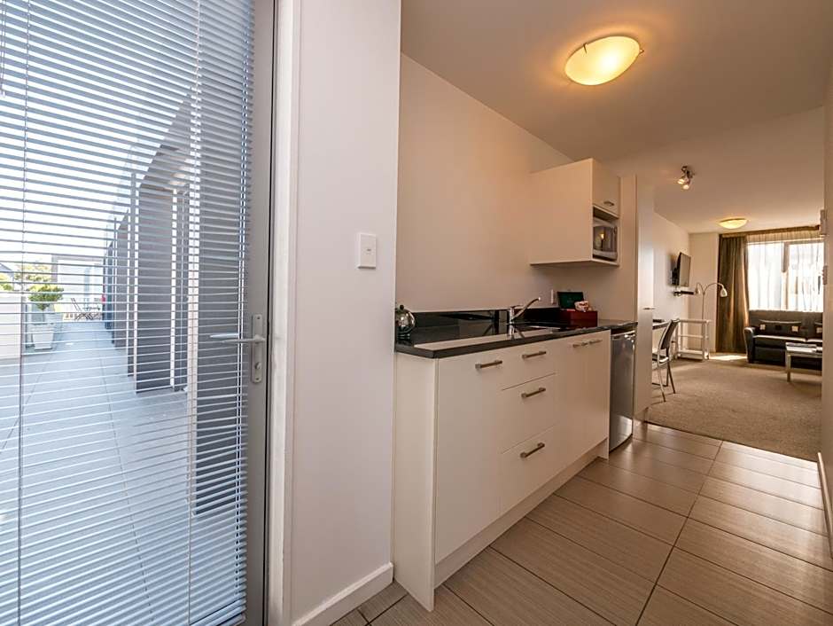 Bellano Motel Suites