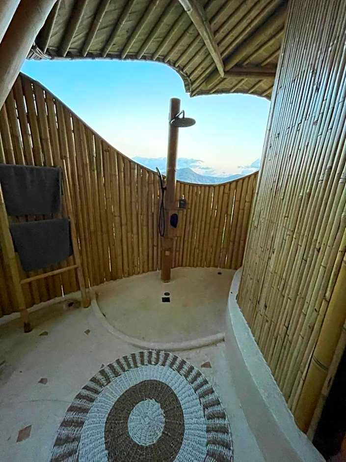 Kini Resort - Luxury Beachfront Bamboo Resort