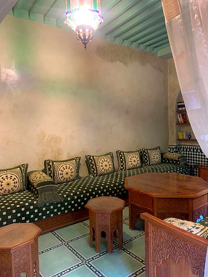 Riad Tidar by Phoenix