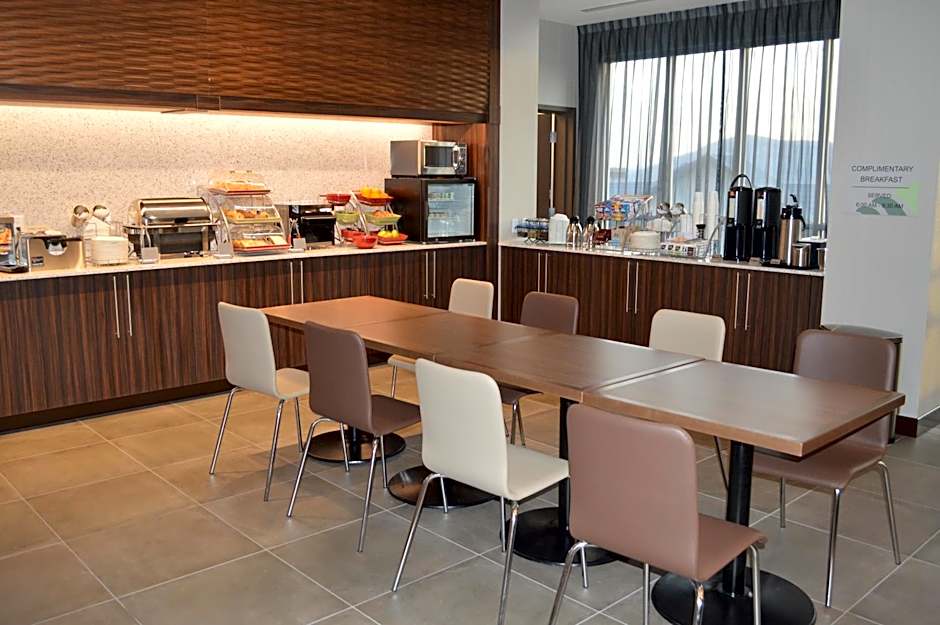 Wingate by Wyndham Kamloops