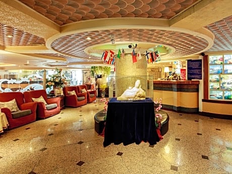 Chungli Business Hotel