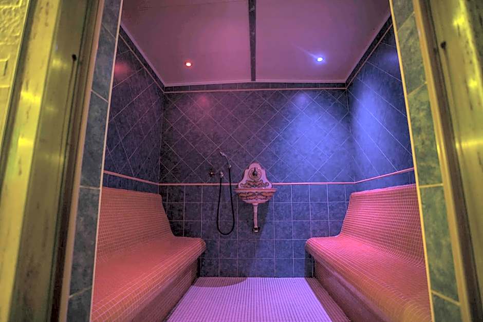 Borgo dei Poeti Romantik Hotel