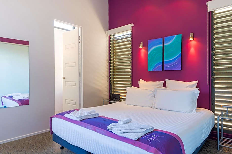 By the Beach B&B Self Contained Apartments