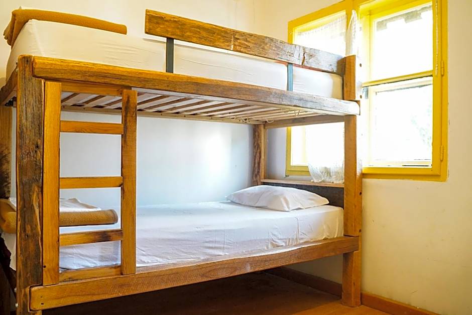 Planinarski dom ''Bijele stijene'' Mountain lodge