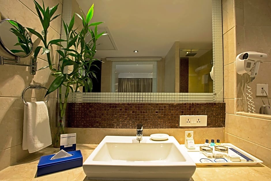 Golden Tulip Chandigarh - Panchkula