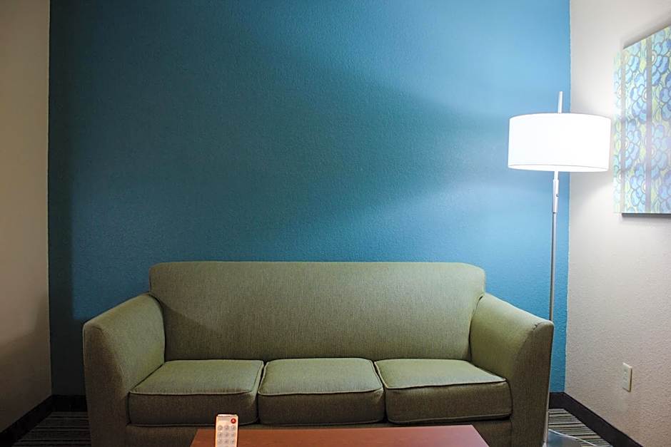 Best Western Plus Menomonie Inn & Suites