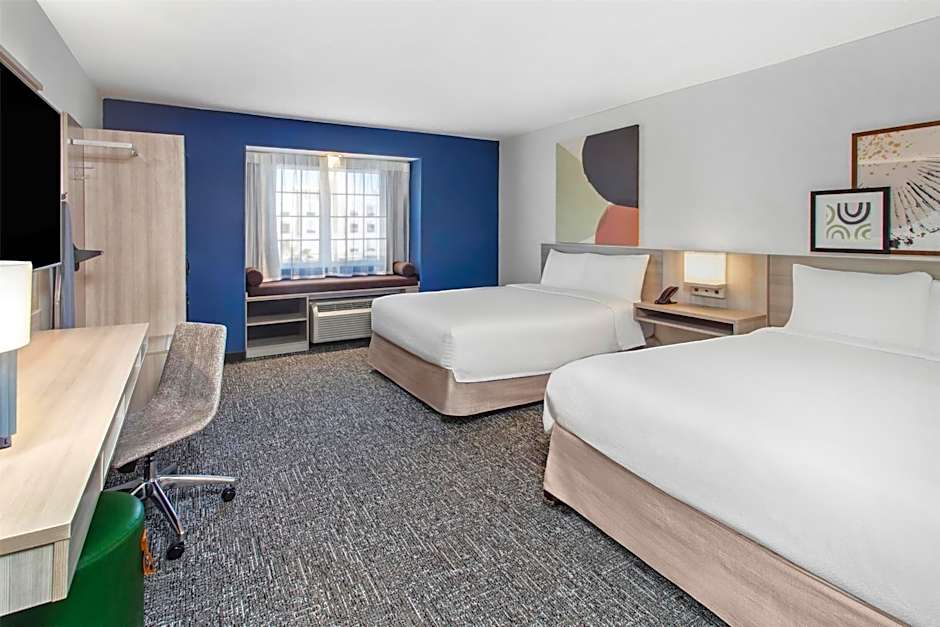 Spark by Hilton Rochester South