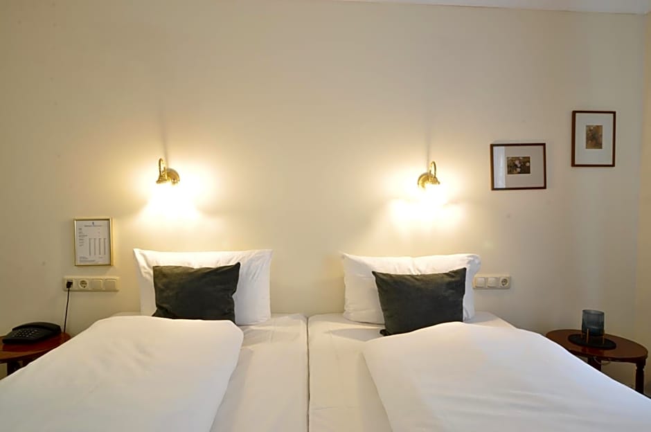 Hotel Altmünchen by Blattl