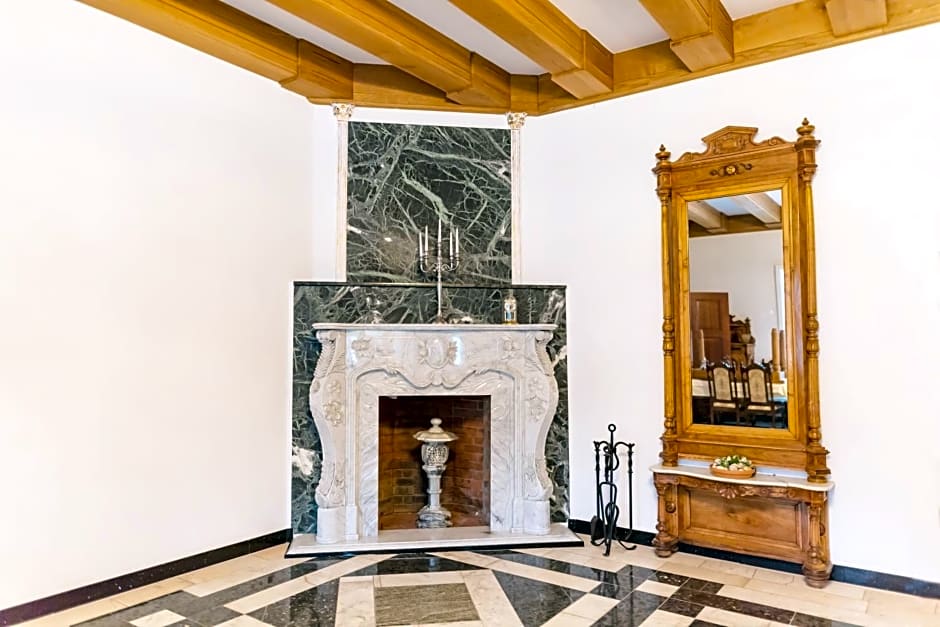 Pałac Bogaczów - noclegi - restauracja - przyjęcia