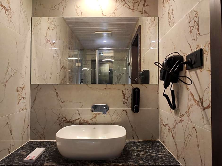 Hotel Janki Executive