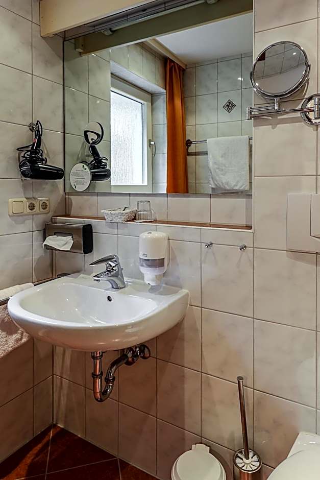 Alpenhotel Fischer - Adults Only