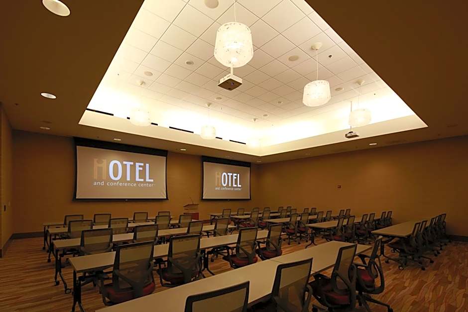 I Hotel And Conference Center