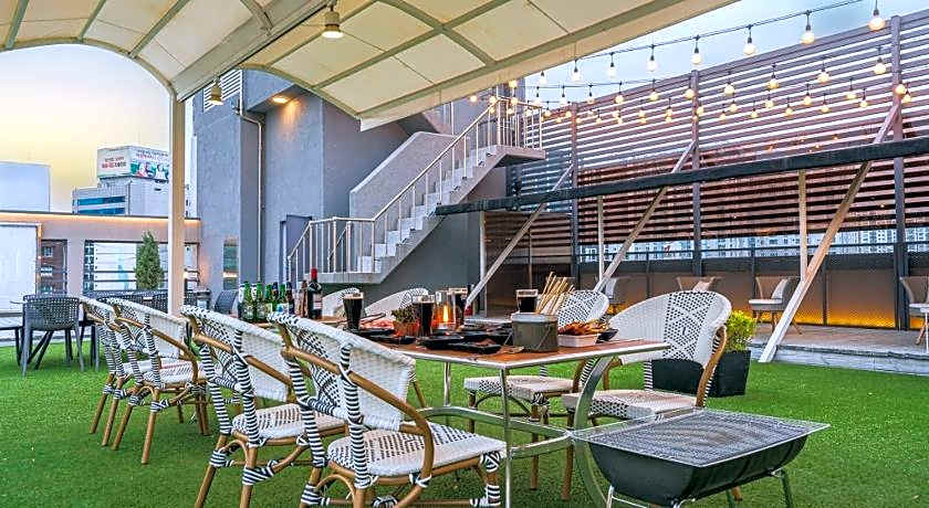 Dongdaegu Station Eastern Hotel