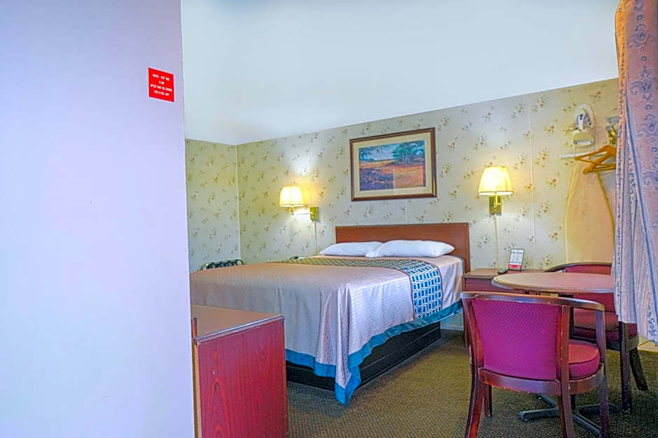 Bay Motel By OYO Bay City