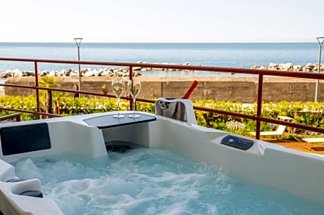 King Room with Spa Bath and Gazebo