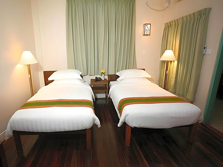 Hotel June Business Bed Breakfast