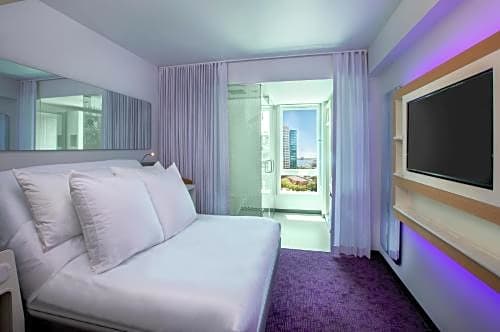 YOTEL Boston