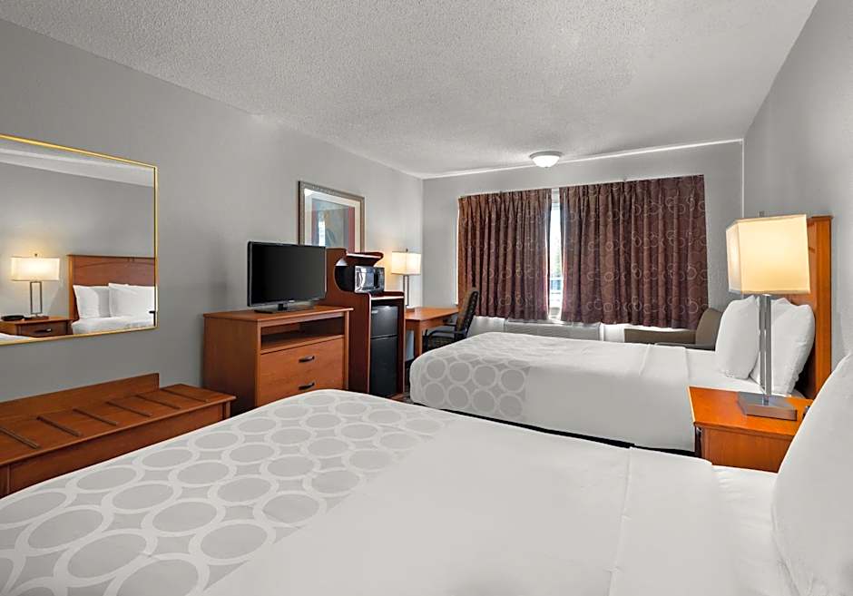 Magnuson Hotel Detroit Airport