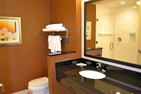 Standard Room, 1 King Bed