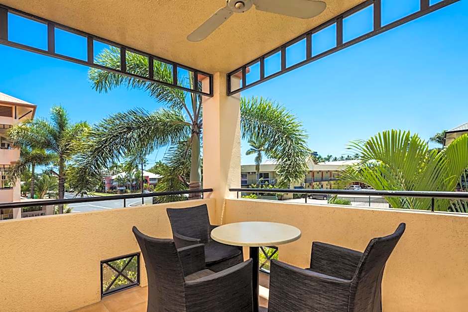 City Plaza Apartments