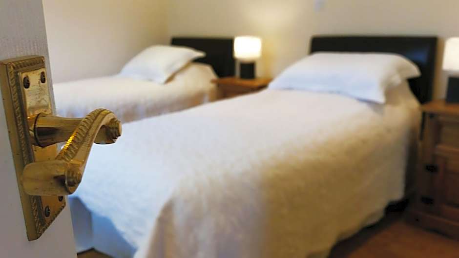 Miltons Country Lodge