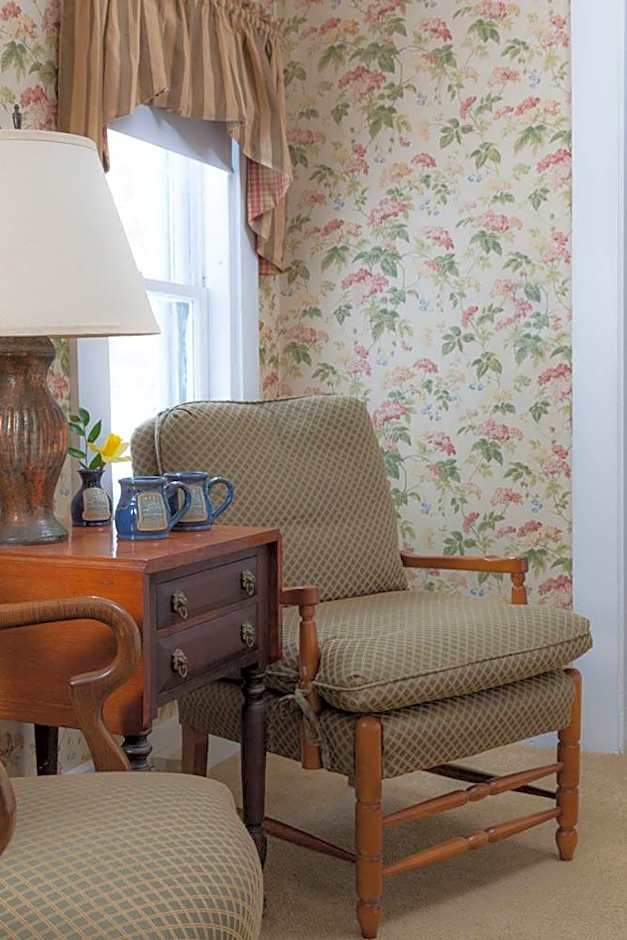 Dockside Guest Quarters