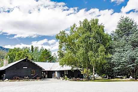 Crackenback Farm Guesthouse
