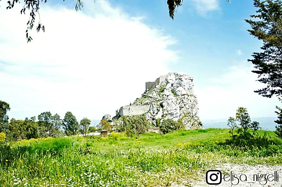 Viola Bed and Breakfast