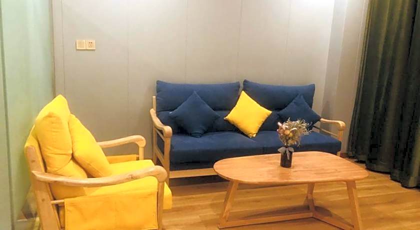 Vatica Huanggang Luotian County City Square Hotel