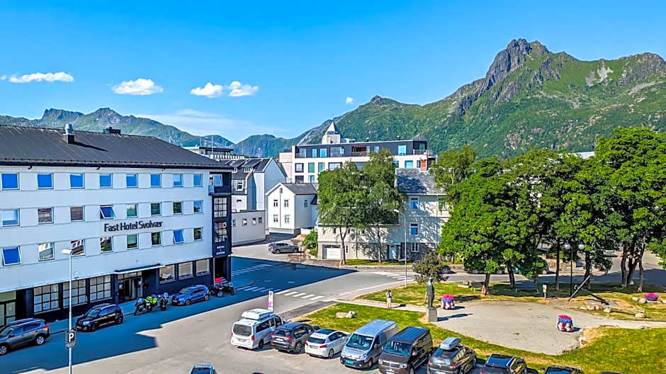 Fast Hotel Svolvær