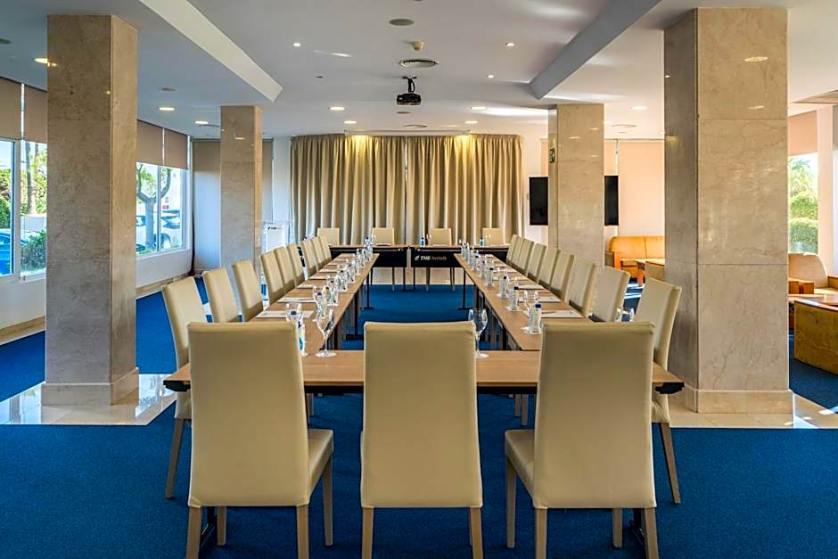 THB El Cid - Adults Only