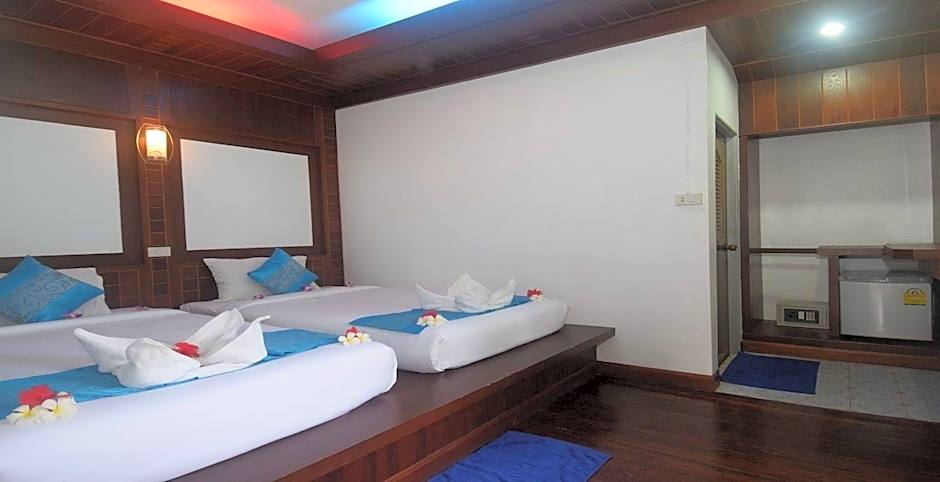Lanta Sunny House