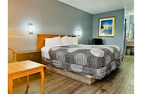 King Bed Non-Smoking