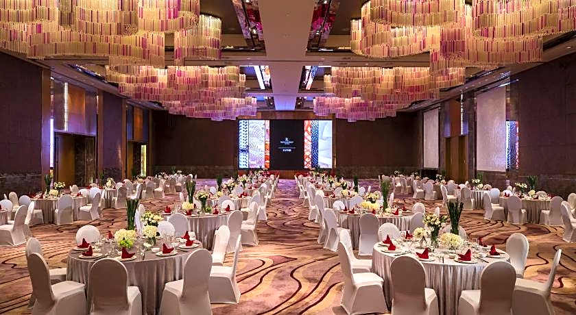 Renaissance Huizhou Hotel